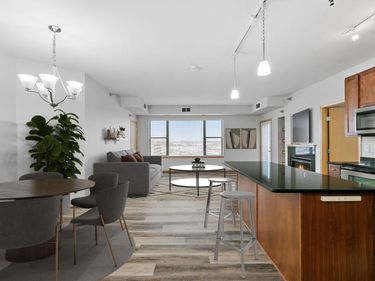 1155 Ford Road, Unit 512, Saint Louis Park, MN 55426