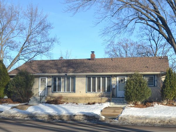 851 5th Avenue S, South Saint Paul, MN 55075