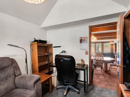 1076 Lodi Avenue, South Lake Tahoe, CA 96150 Photo