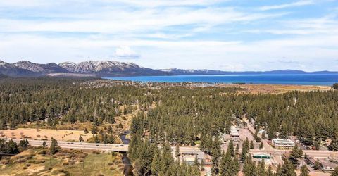 1076 Lodi Avenue, South Lake Tahoe, CA 96150 Photo