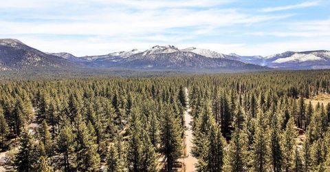 1076 Lodi Avenue, South Lake Tahoe, CA 96150 Photo