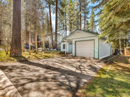 1076 Lodi Avenue, South Lake Tahoe, CA 96150 Photo