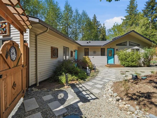 1719 Miama Crt , Qualicum Beach, BC V9K 2S3