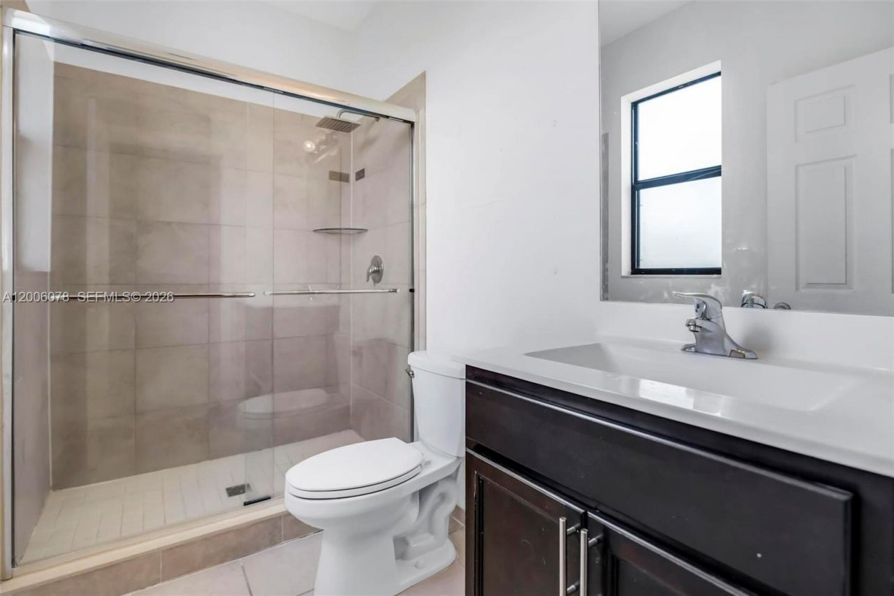 3506 W 106th Ter , Hialeah, FL 33018 Photo