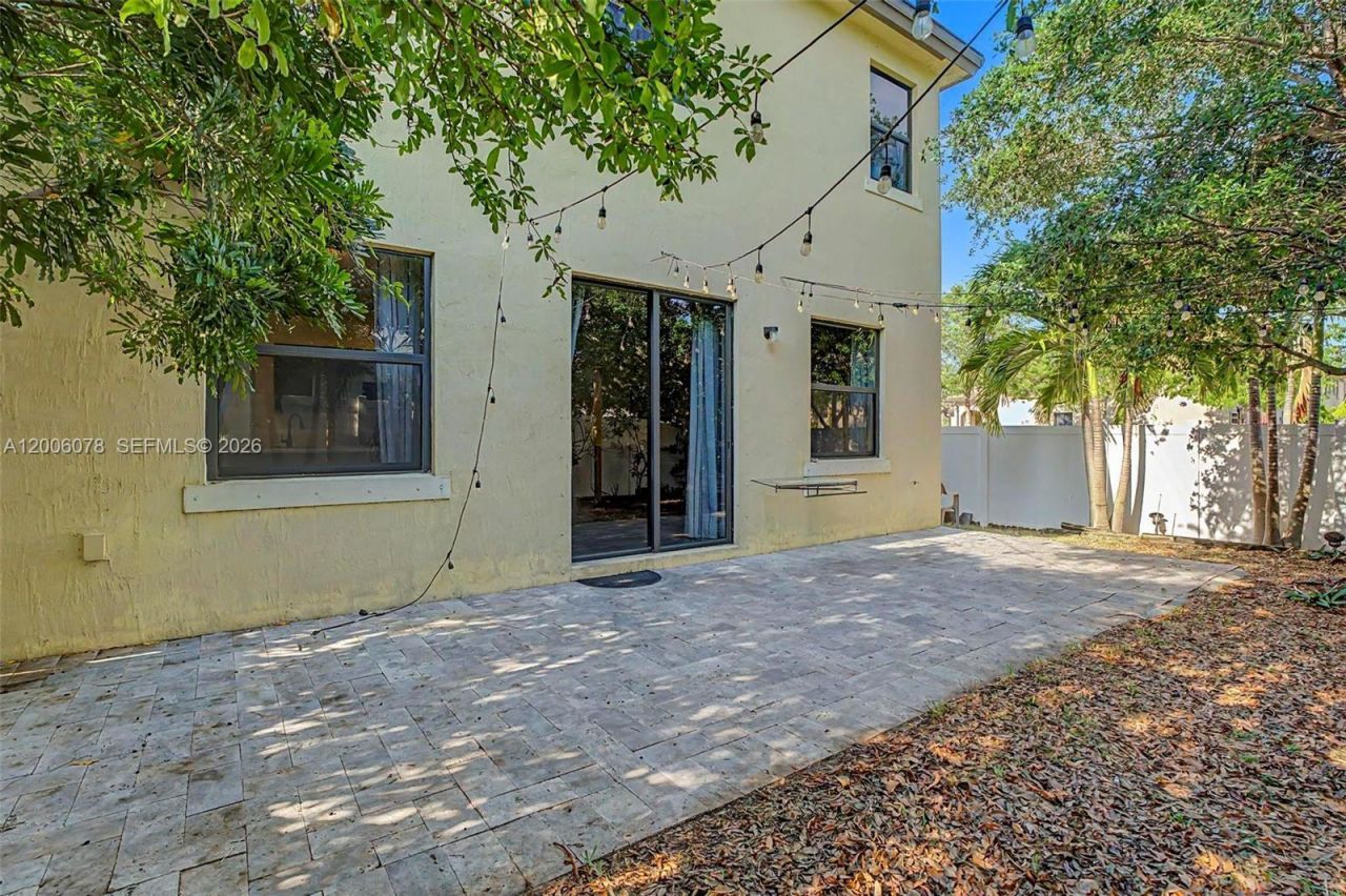 3506 W 106th Ter , Hialeah, FL 33018 Photo