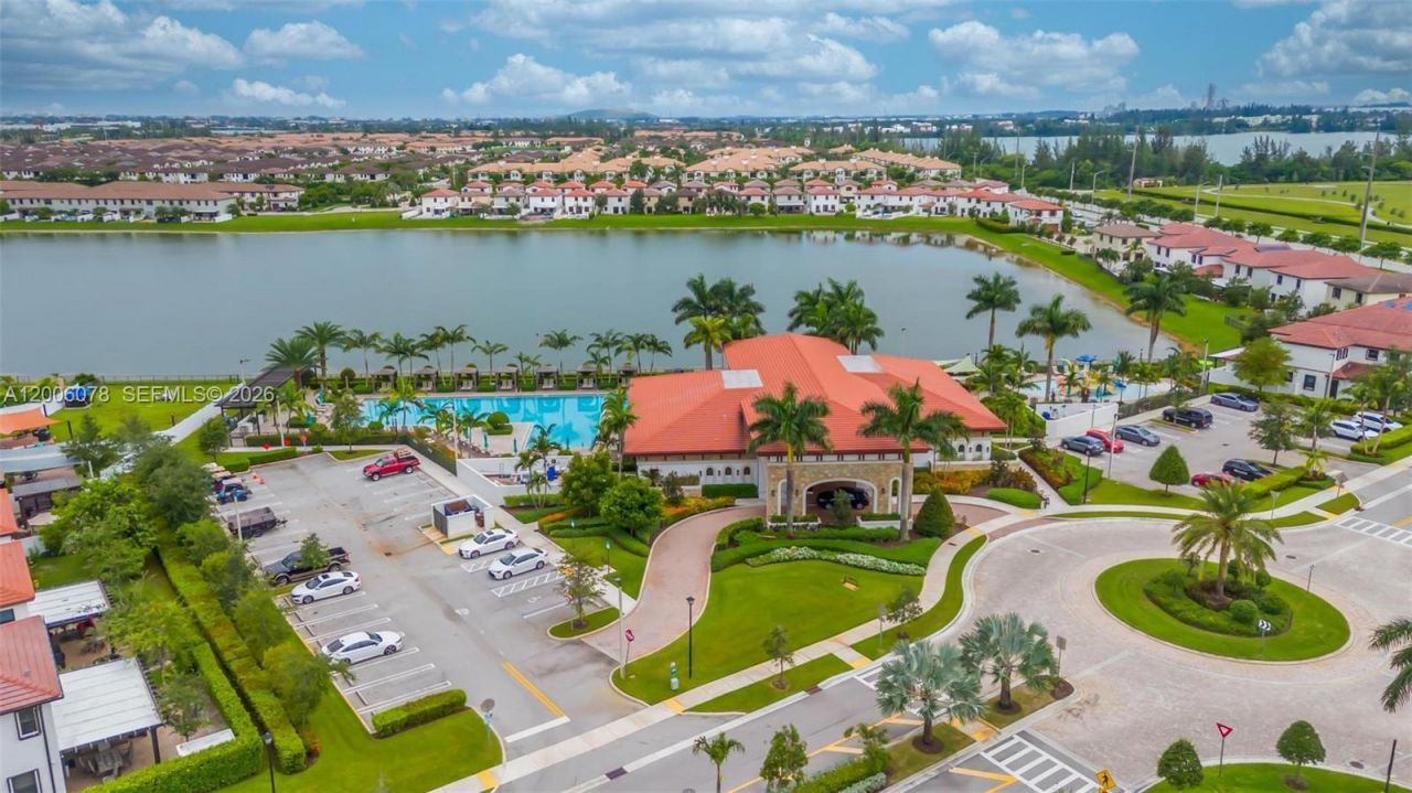 3506 W 106th Ter , Hialeah, FL 33018 Photo