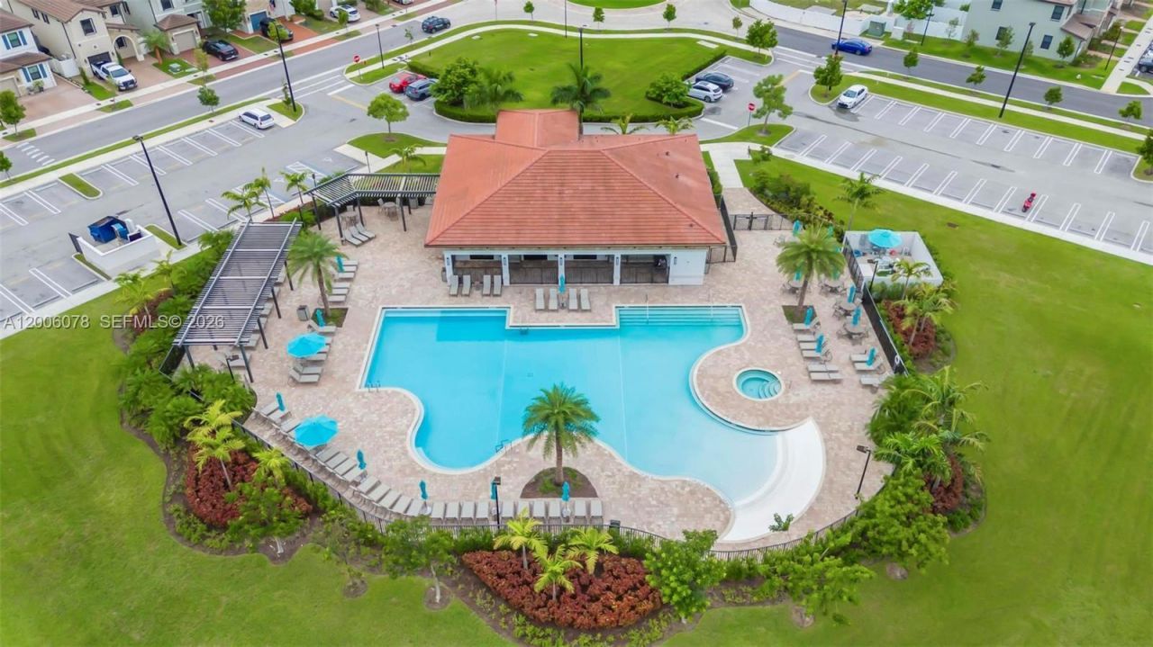 3506 W 106th Ter , Hialeah, FL 33018 Photo