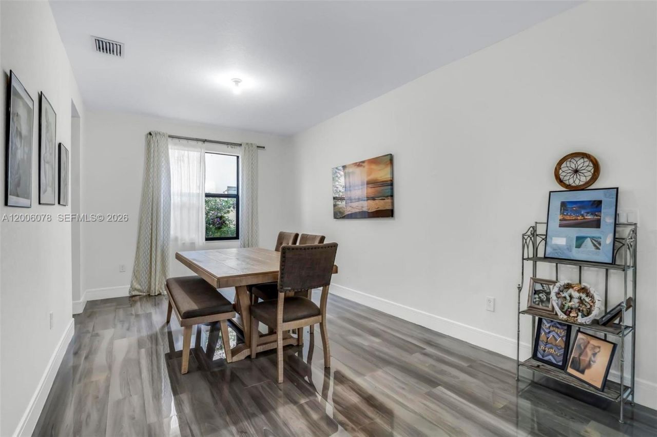 3506 W 106th Ter , Hialeah, FL 33018 Photo
