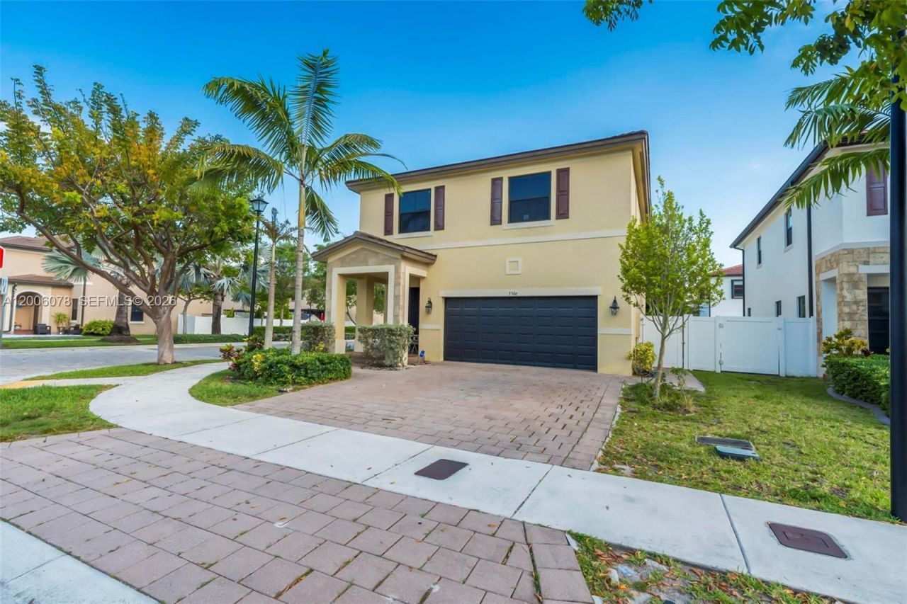 3506 W 106th Ter , Hialeah, FL 33018 Photo