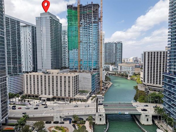 77 SE 5th St. , Unit 1510, Miami, FL 33131