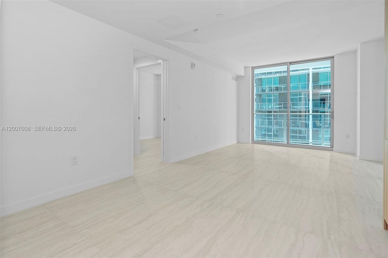 77 SE 5th St., Unit 1510, Miami, FL 33131 Photo