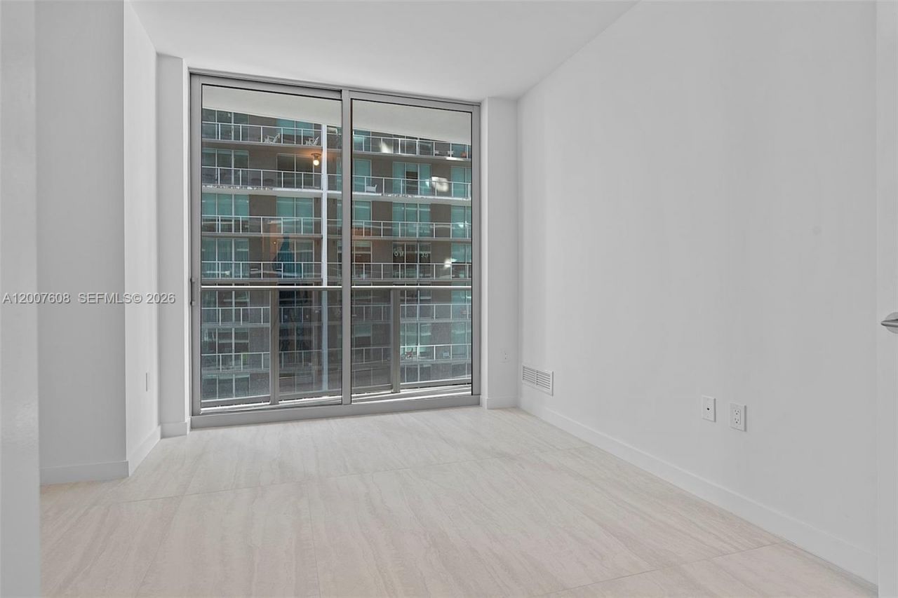 77 SE 5th St., Unit 1510, Miami, FL 33131 Photo