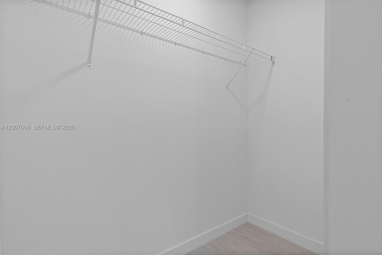 77 SE 5th St., Unit 1510, Miami, FL 33131 Photo