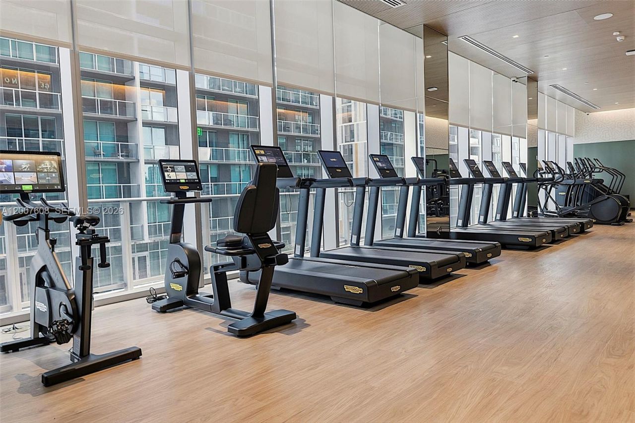 77 SE 5th St., Unit 1510, Miami, FL 33131 Photo