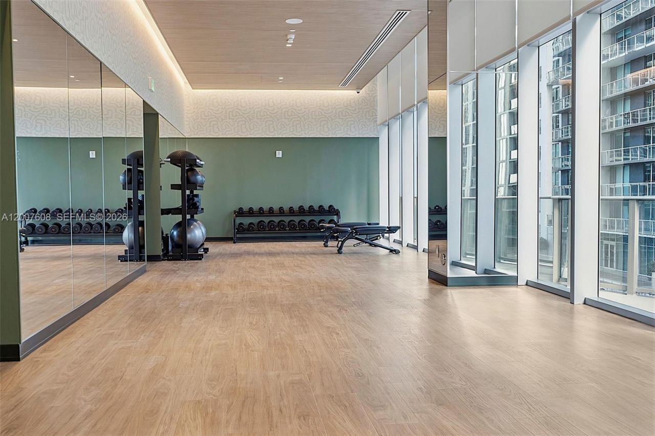 77 SE 5th St., Unit 1510, Miami, FL 33131 Photo