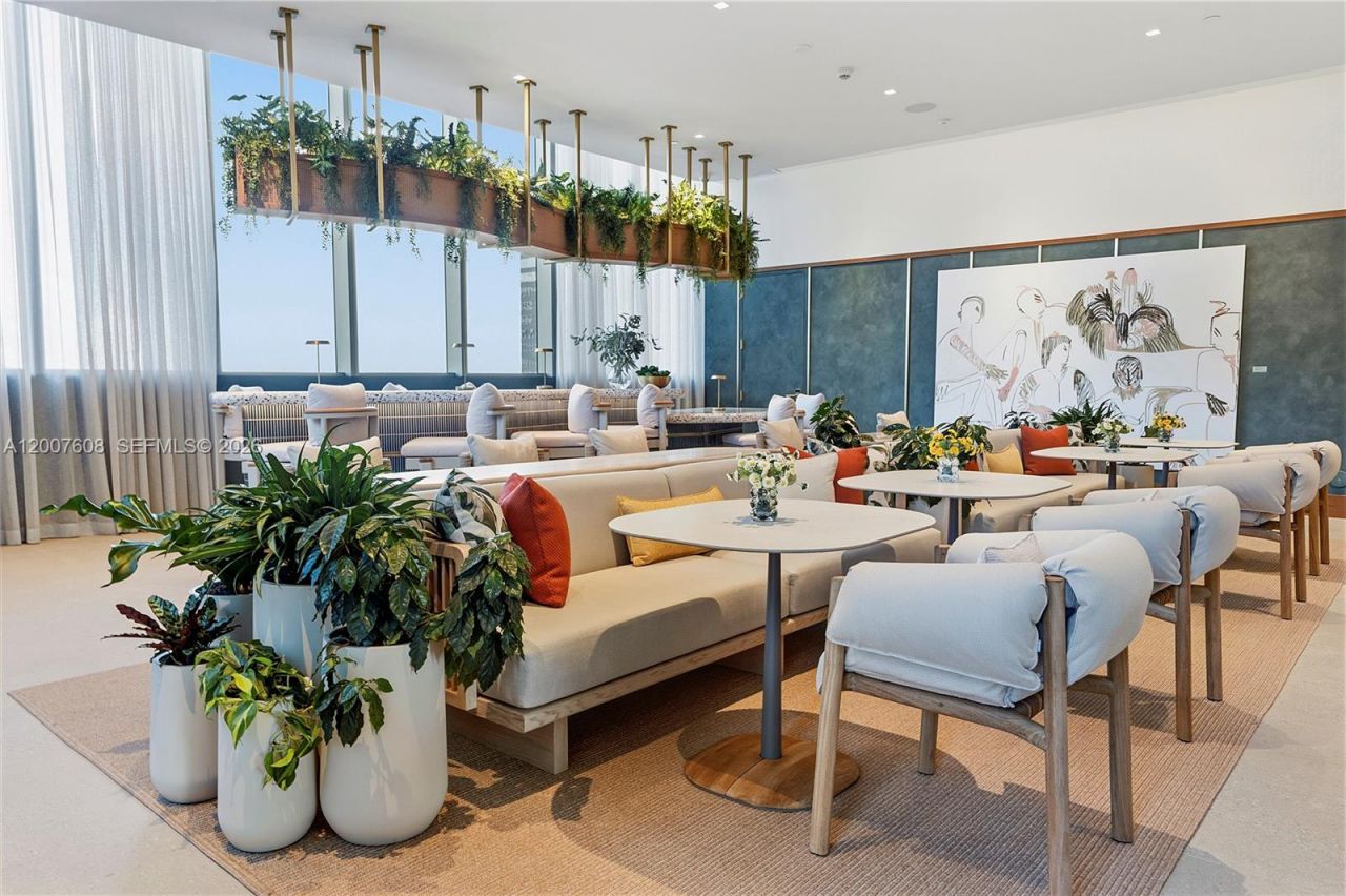 77 SE 5th St., Unit 1510, Miami, FL 33131 Photo