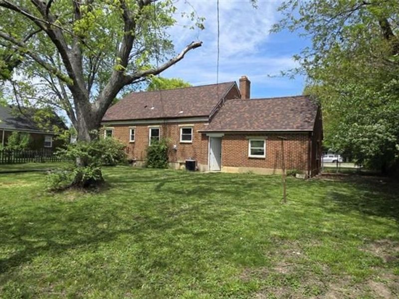 804 E Stroop Road, Dayton, OH 45429 Photo 3