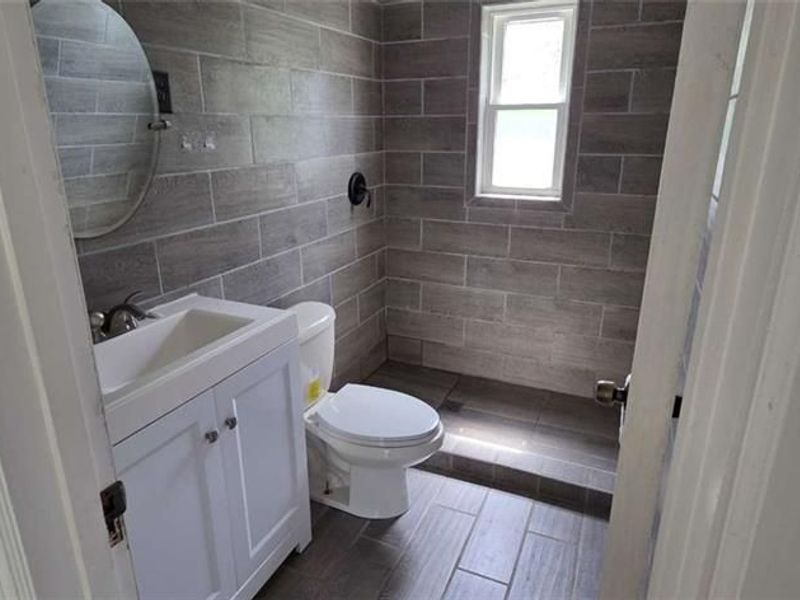 804 E Stroop Road, Dayton, OH 45429 Photo 8