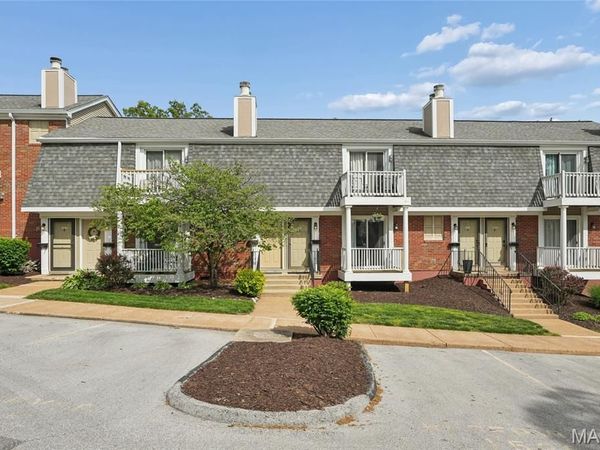1516 Thrush Terrace, Brentwood, MO 63144