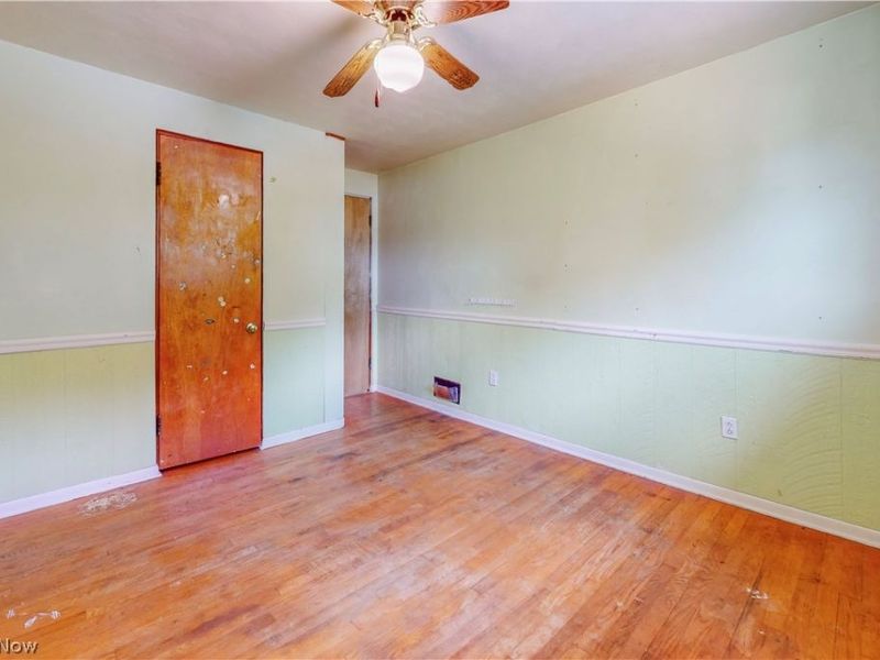 154 Locust Boulevard, Steubenville, OH 43953 Photo 25