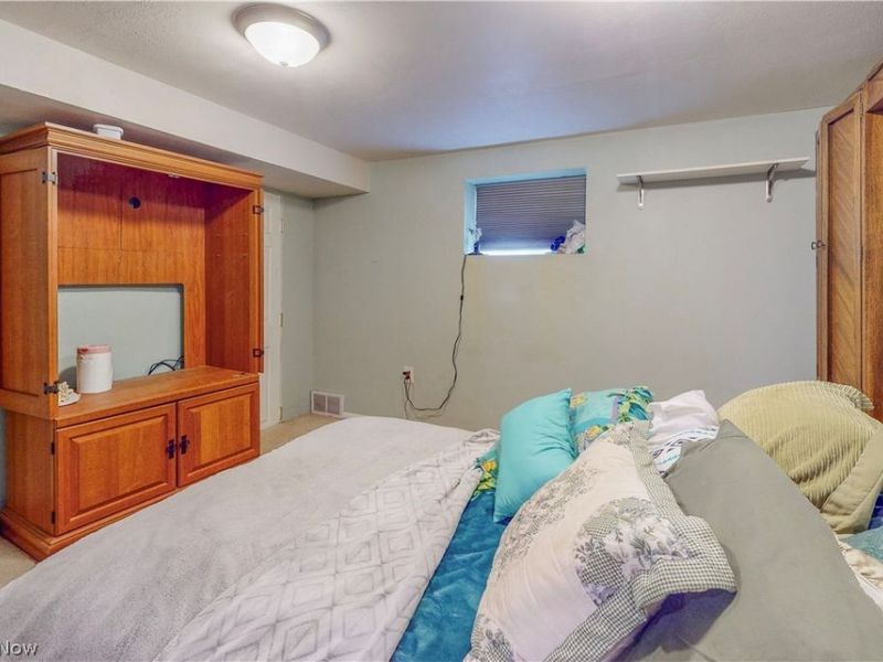 154 Locust Boulevard, Steubenville, OH 43953 Photo 35