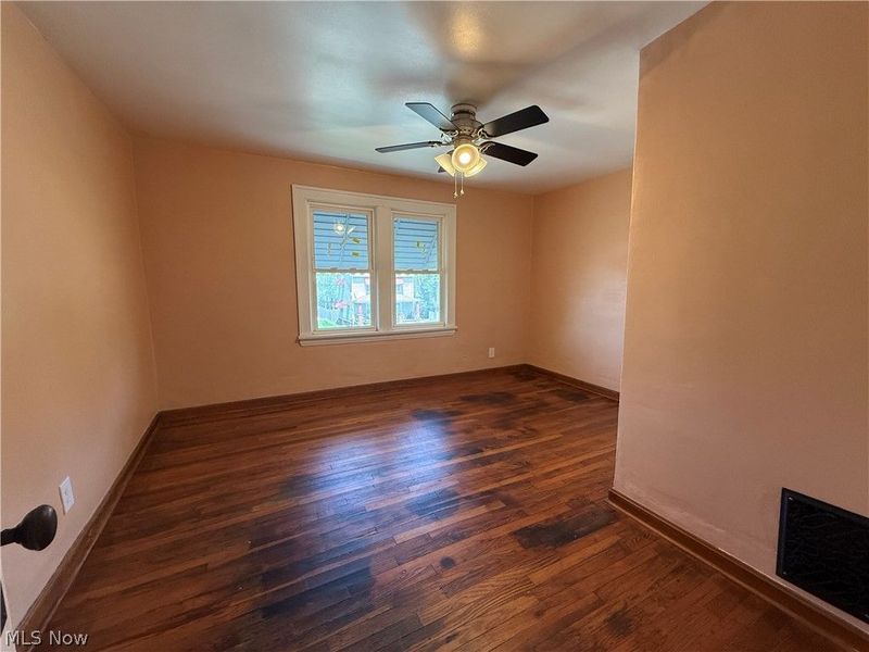 9612 Park Heights Avenue, Garfield Heights, OH 44125 Photo 18