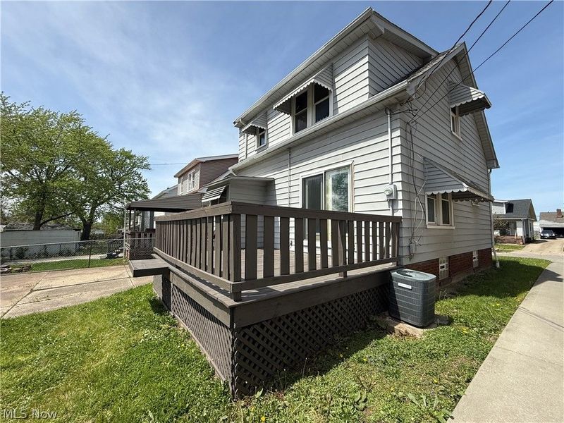 9612 Park Heights Avenue, Garfield Heights, OH 44125 Photo 37