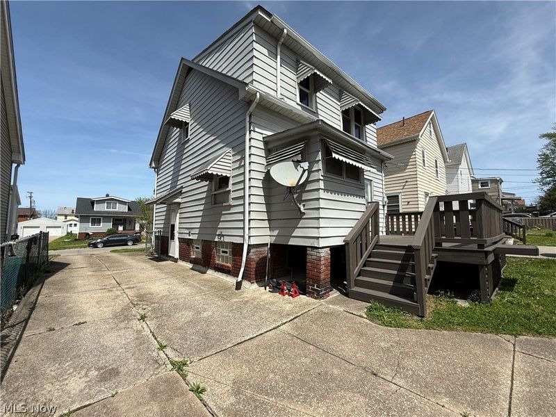 9612 Park Heights Avenue, Garfield Heights, OH 44125 Photo 38