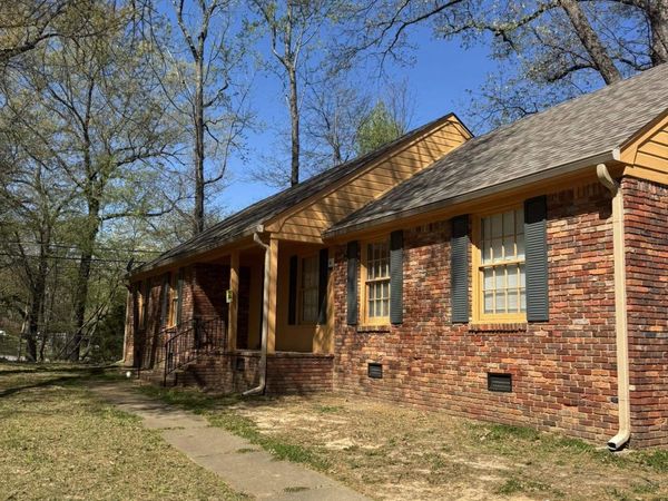 2951 BANNOCKBURN RD, Memphis, TN 38128