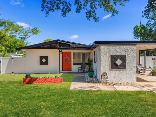 1042 W HILLCREST DRIVE, COCOA, FL 32922