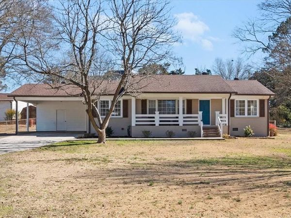 240 John Phillips Road , Cedartown, GA 30125