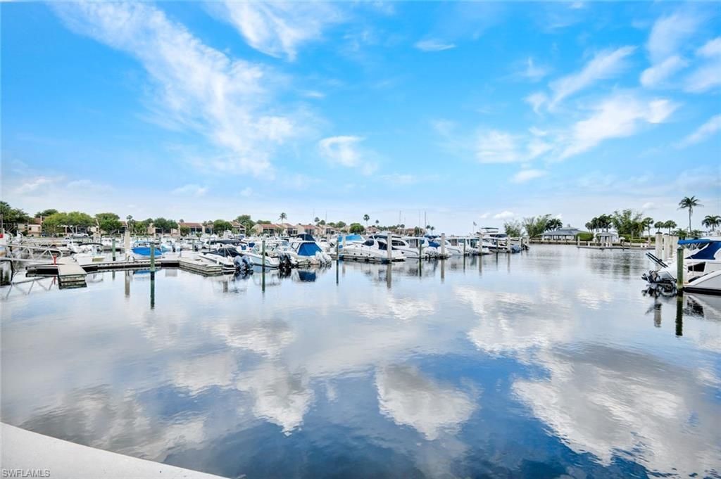 9435 Sunset Harbor Ln, Unit 211, Fort Myers, FL 33919 Photo