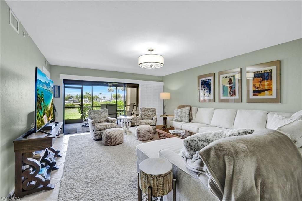 9435 Sunset Harbor Ln, Unit 211, Fort Myers, FL 33919 Photo