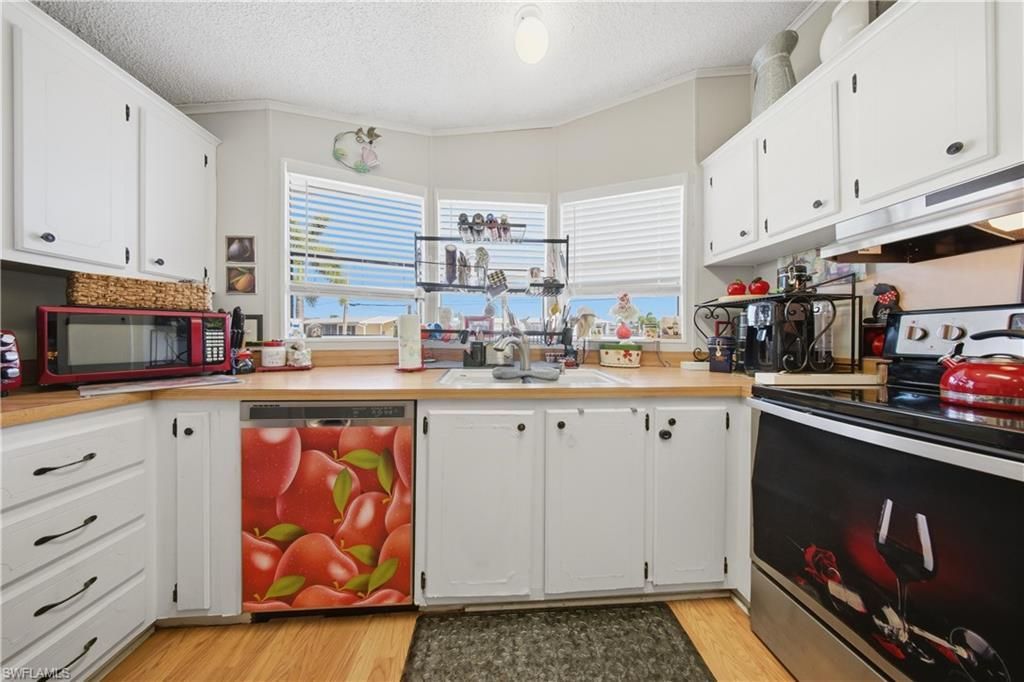181 Chisholm Trl, North Fort Myers, FL 33917 Photo