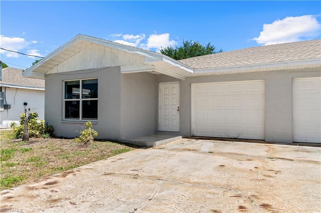 215-217 SE 24th Ave, Cape Coral, FL 33990 Photo
