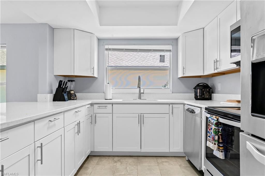 215-217 SE 24th Ave, Cape Coral, FL 33990 Photo