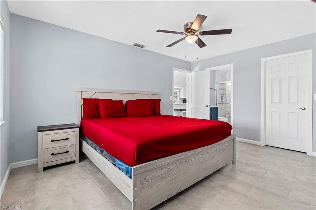 215-217 SE 24th Ave, Cape Coral, FL 33990 Photo