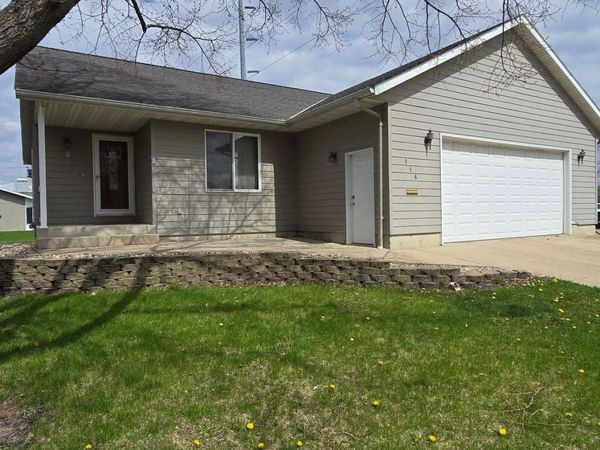 116 S 5th Street, Marshall, MN 56258