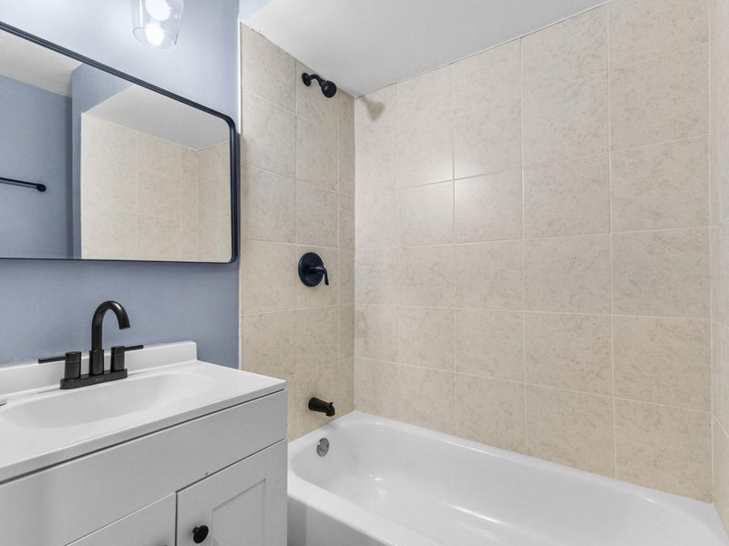 2173 Lexington Avenue , Columbus, OH 43211 Photo 9