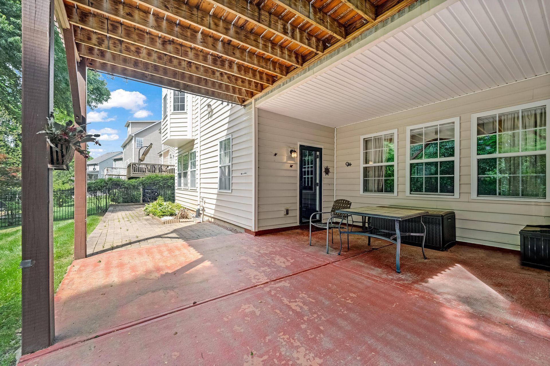 613 Clouds Way Photo 49