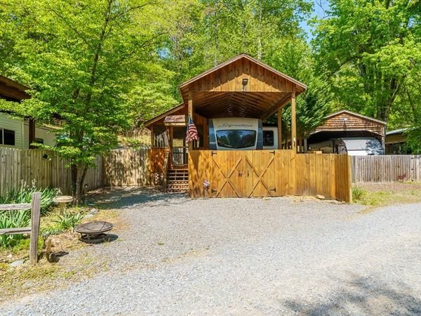 38 First Street, Ellijay, GA 30540