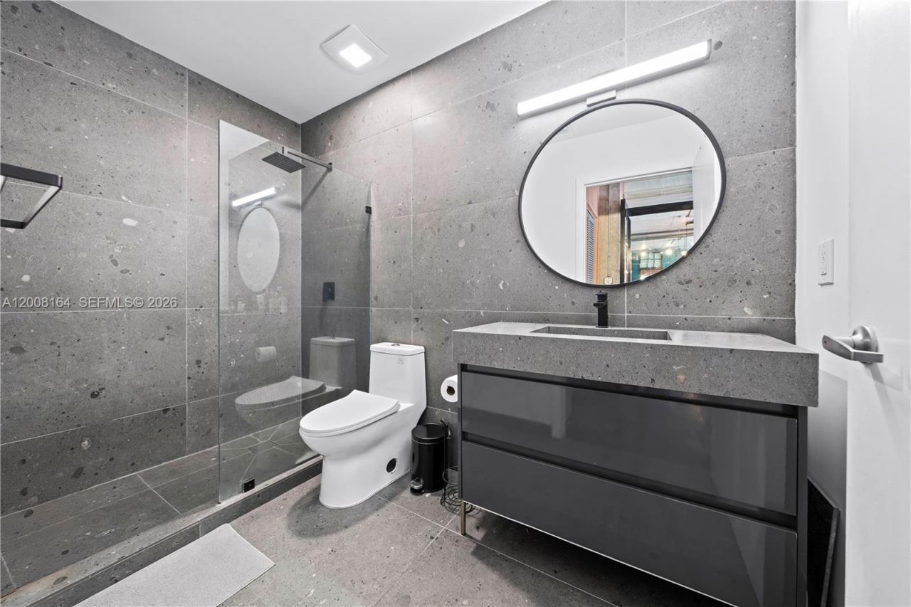 444 NE 30th St , Unit 602, Miami, FL 33137 Photo