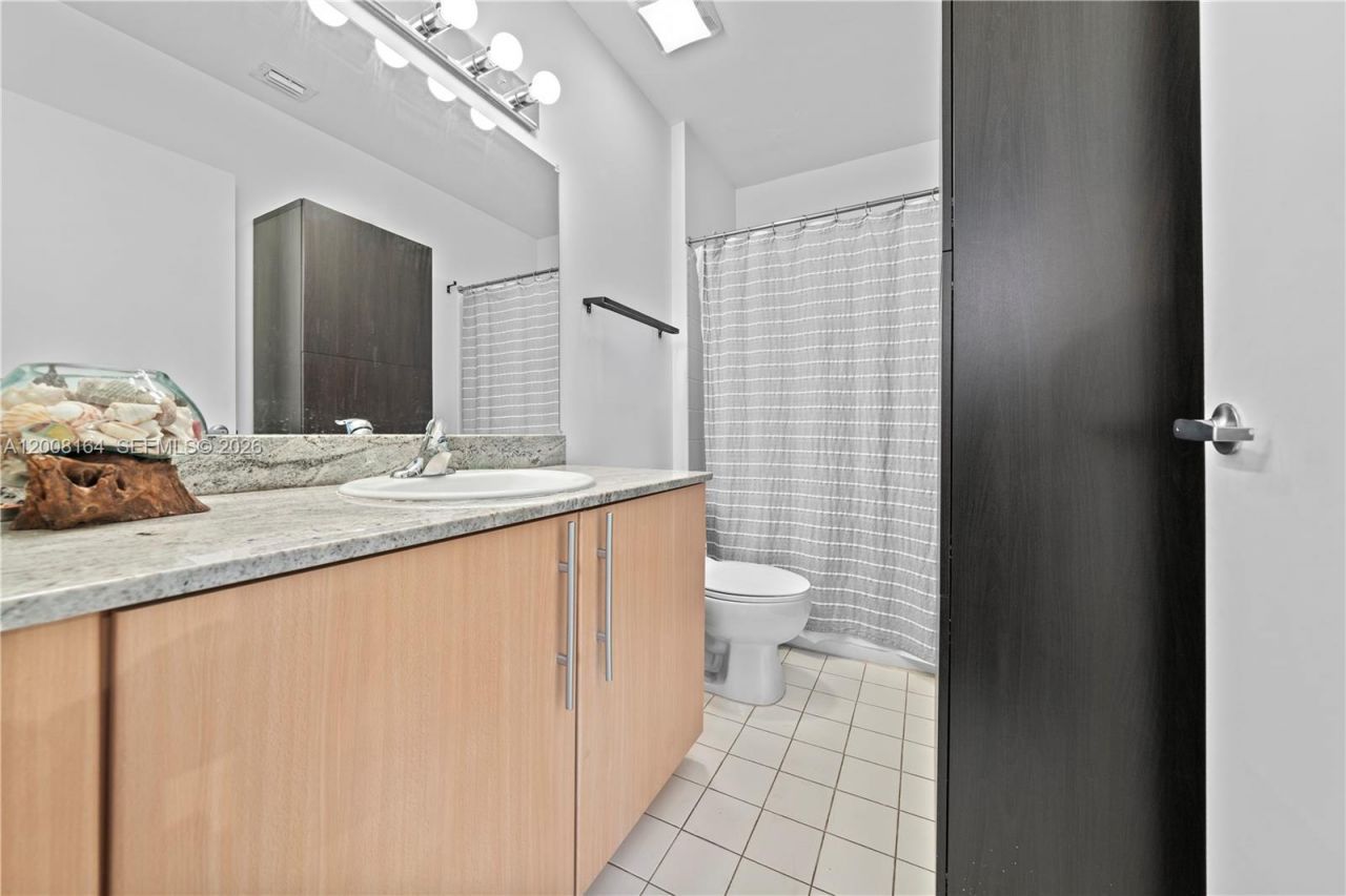 444 NE 30th St , Unit 602, Miami, FL 33137 Photo