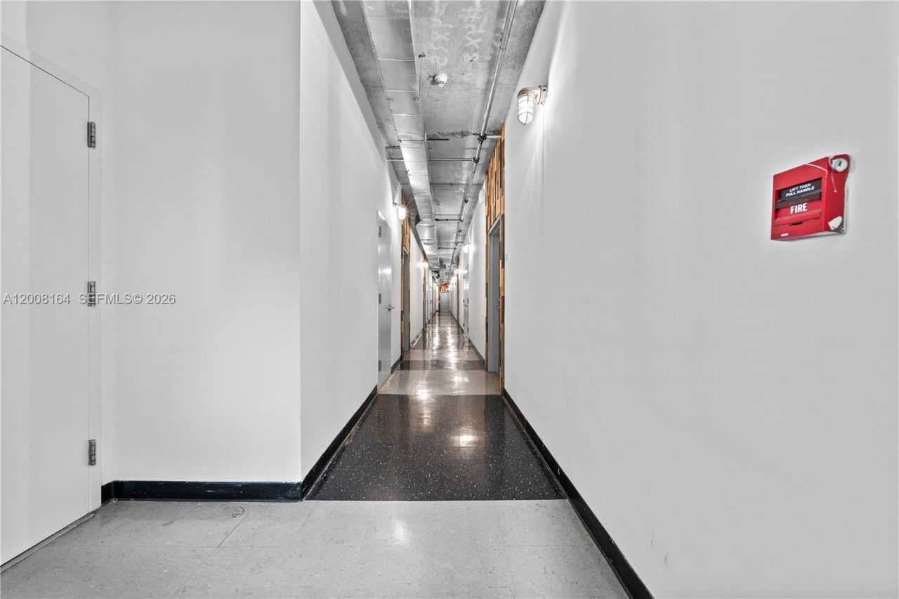 444 NE 30th St , Unit 602, Miami, FL 33137 Photo