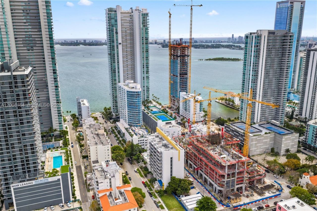 444 NE 30th St , Unit 602, Miami, FL 33137 Photo