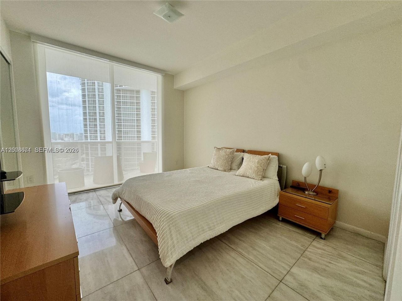 18101 Collins Ave , Unit 4302, Sunny Isles Beach, FL 33160 Photo