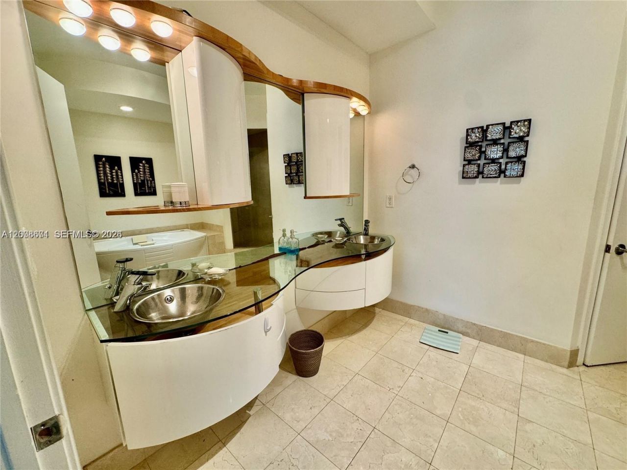 18101 Collins Ave , Unit 4302, Sunny Isles Beach, FL 33160 Photo