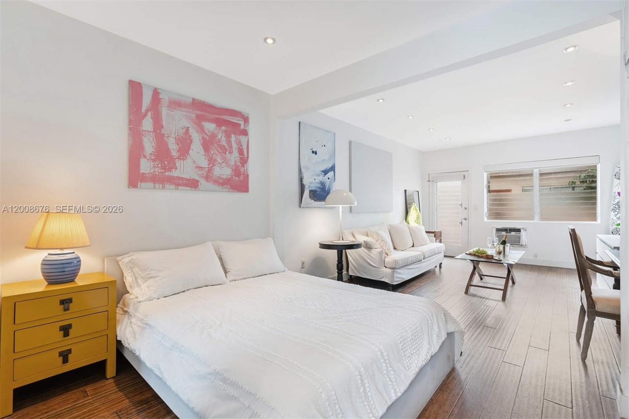 1050 Pennsylvania Ave , Unit 29, Miami Beach, FL 33139 Photo