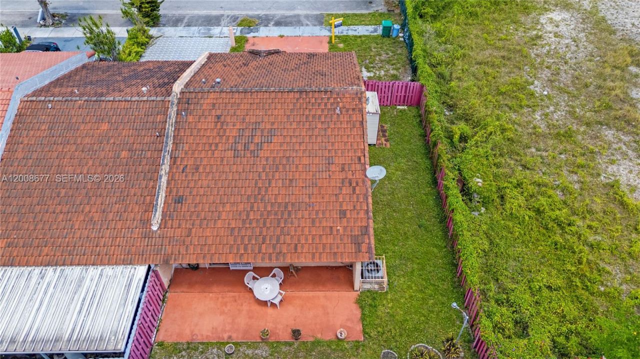 8800 NW 118th St, Hialeah Gardens, FL 33018 Photo
