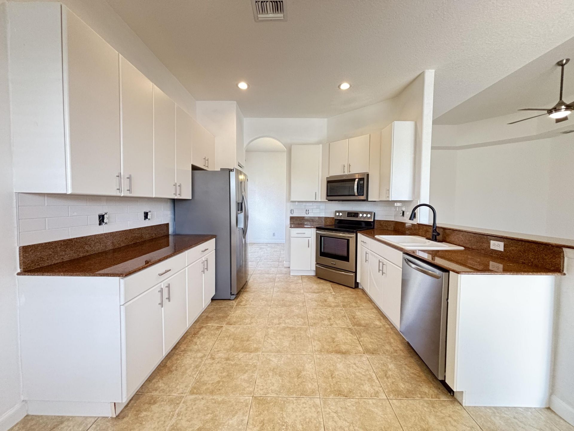 6532 SE Broadmoor Lane, Stuart, FL 34997 Photo
